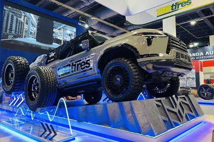 世界杯网页股份闪耀美国SEMA SHOW 2025，以硬核产品力竞逐国际舞台